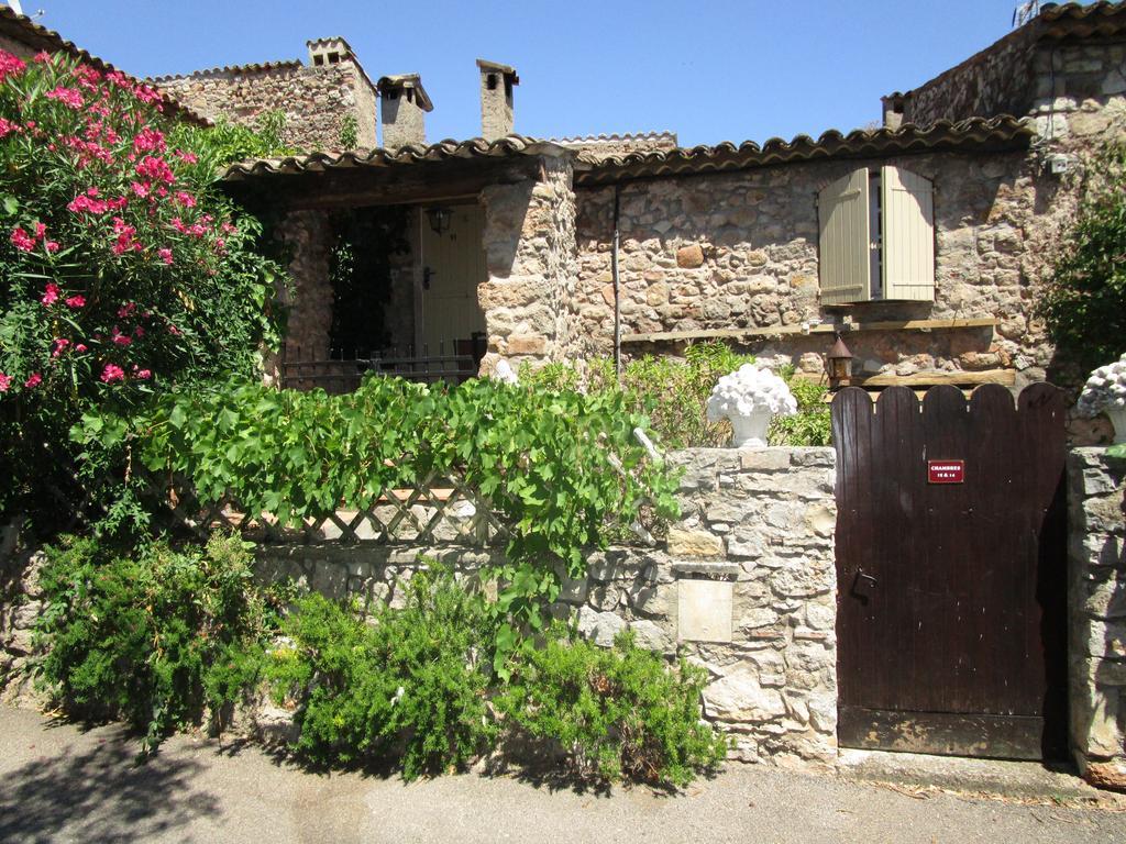 فندق Le Logis Du Guetteur Les Arcs-sur-Argens المظهر الخارجي الصورة