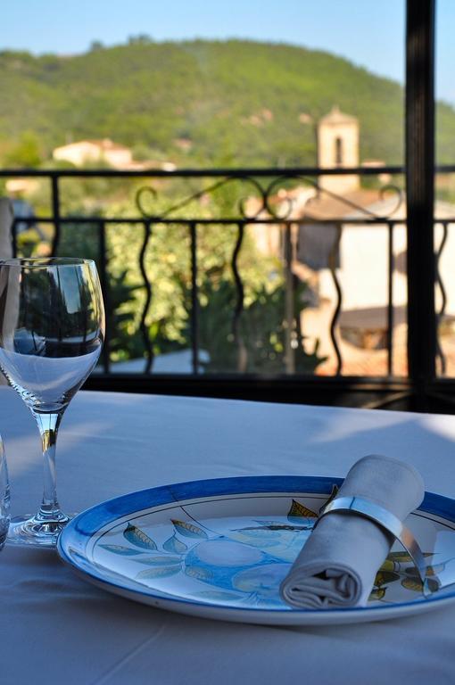 فندق Le Logis Du Guetteur Les Arcs-sur-Argens المظهر الخارجي الصورة
