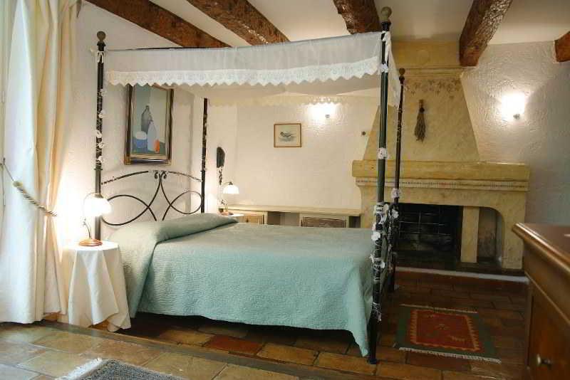 فندق Le Logis Du Guetteur Les Arcs-sur-Argens المظهر الخارجي الصورة