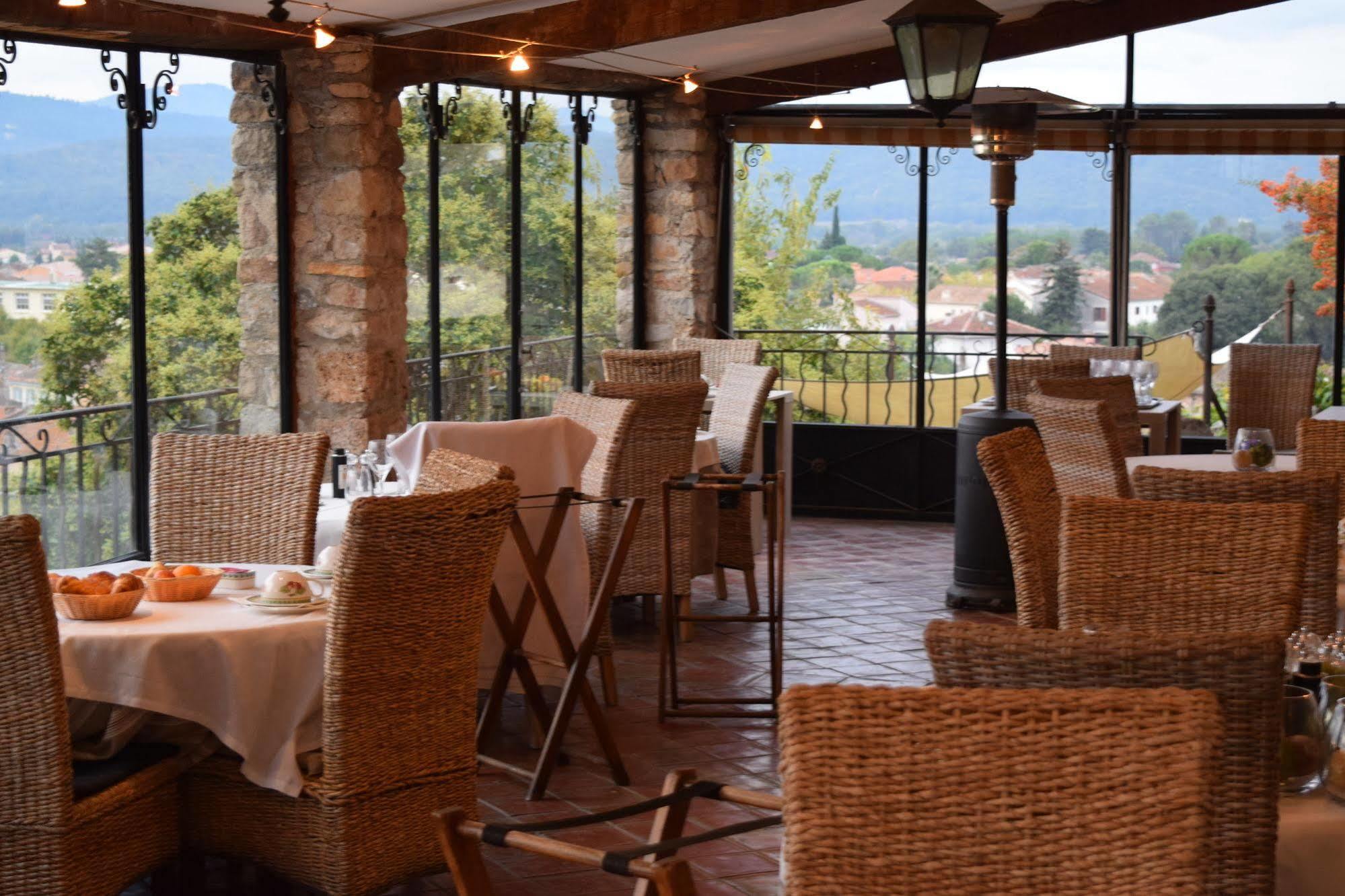 فندق Le Logis Du Guetteur Les Arcs-sur-Argens المظهر الخارجي الصورة